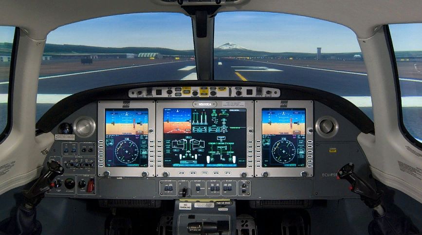 jet di aviazione commerciale Eclipse 500